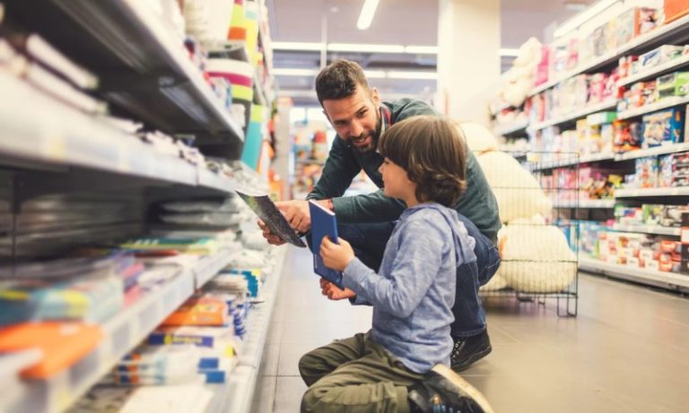 Lista de material escolar lidera queixas e dúvidas
