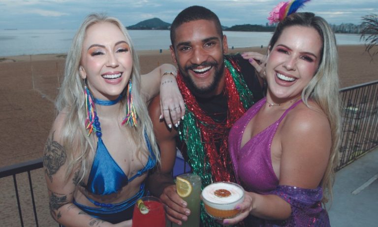 Mais de 170 atrações de Carnaval nas praias e boates do Estado