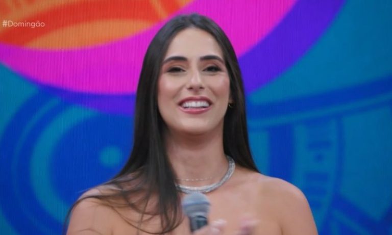 No Domingão Com Huck, Deniziane nega edredom com Matteus no BBB24