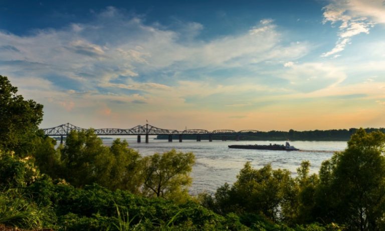 Nos EUA, nível do Rio Mississippi volta ao normal após longo período de seca