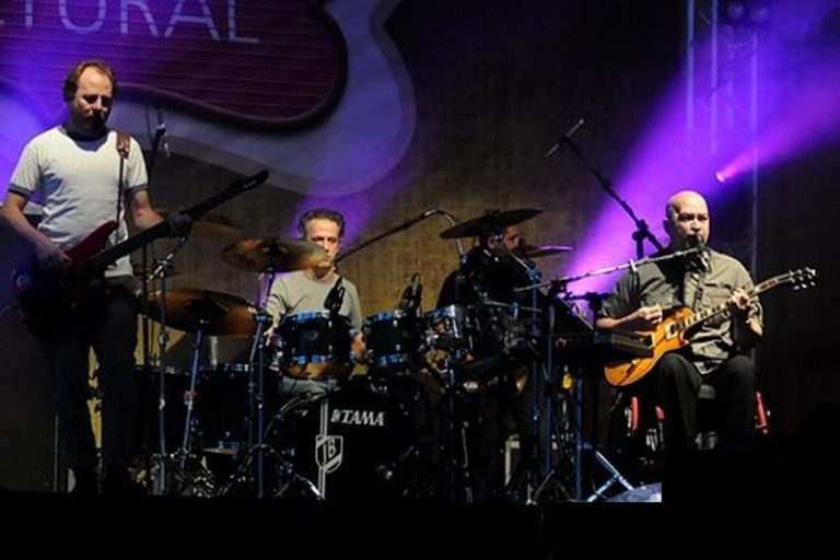 Penúltimo dia de festa no Marco Zero terá Paralamas do Sucesso e Pitty