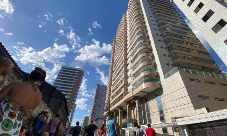 Prédio no litoral de São Paulo permanece interditado após tremores
