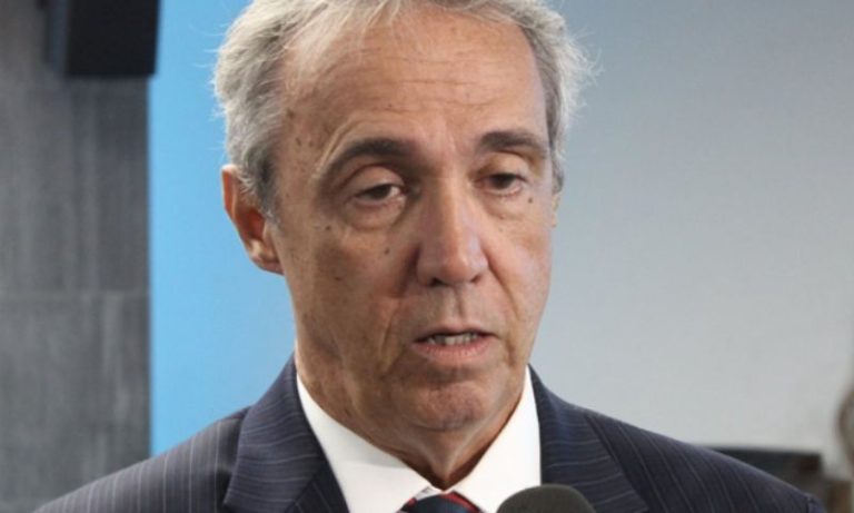 Presidente da FPF propõe torcida única nos estádios por pelo menos um ano