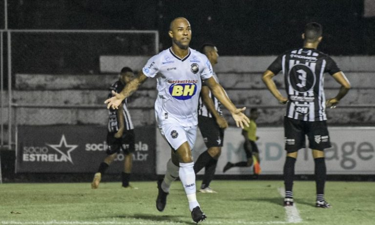 Rio Branco vence e fica próximo de garantir vaga nas quartas