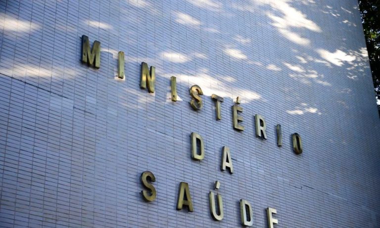 Saúde faz compra internacional de emergência de vacina contra catapora