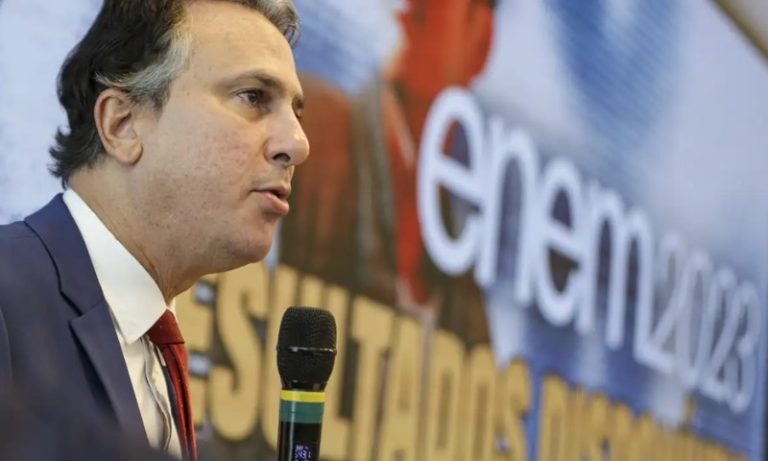 Senado chama Camilo Santana para explicar falhas ocorridas no Sisu 2024