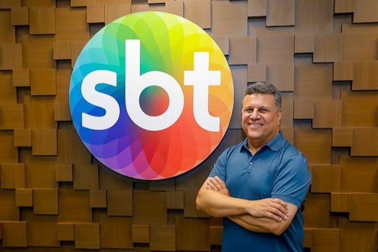 Téo José deixa de ser narrador do SBT após quase quatro anos