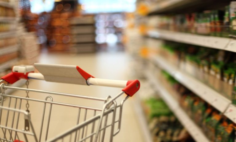 Veja o horário de funcionamento dos supermercados no último dia de Carnaval no ES