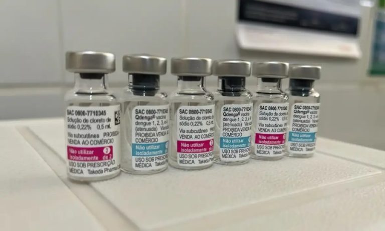 Vitória abre primeiro agendamento para vacinação contra a dengue nesta sexta-feira