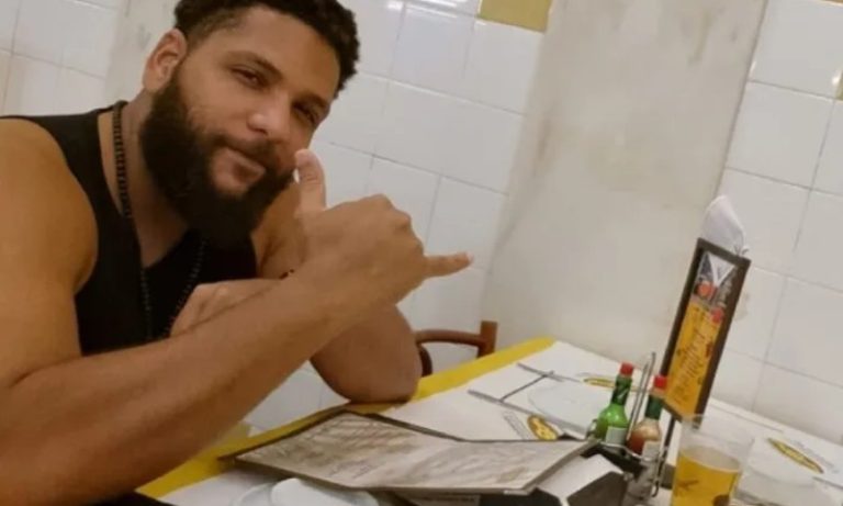 Baleado em sequestro de ônibus no Rio deixa CTI e interage em hospital