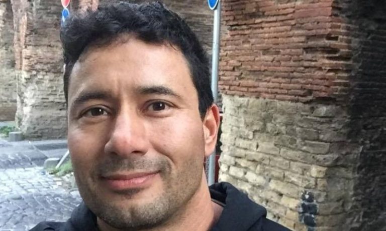Brasileiro que morou de graça em hotel de Nova Iorque acumula histórias improváveis