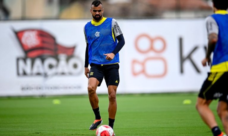 Em alta após data FIFA, Fabrício Bruno sonha com a Europa
