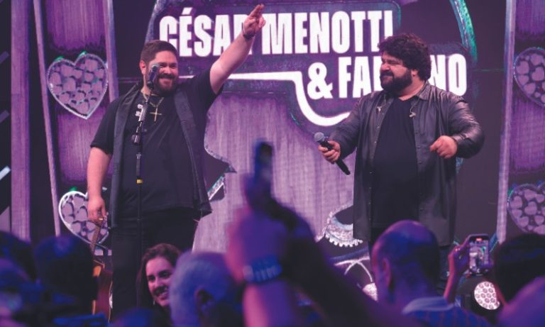 Feriadão com arrocha e sertanejo no ES