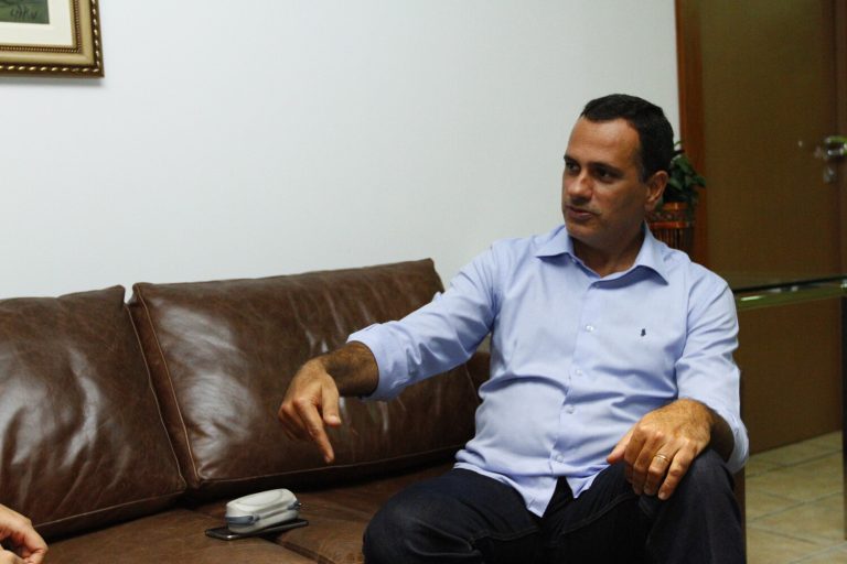 Impasses do PSDB canela-verde