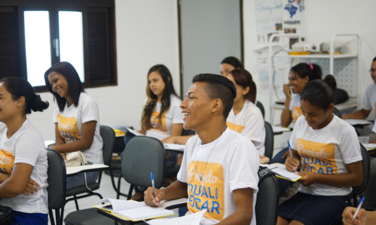 Instituto Shopping Guararapes e SENAC oferecem curso gratuito de vendas