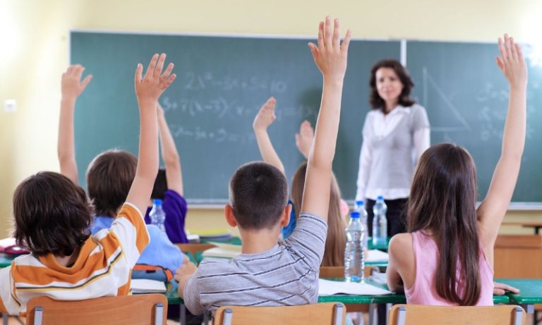 Mais creches e escolas de tempo integral no ES