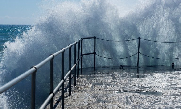 Marinha alerta para ondas de até 3 metros no RJ, RS, SC e litoral de SP