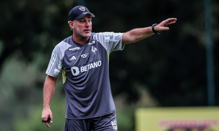 Milito tem nome no BID e monta Galo na final do Estadual com três zagueiros
