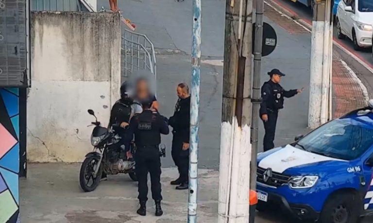 Motociclista é preso por estupro de vulnerável de duas crianças e uma adolescente
