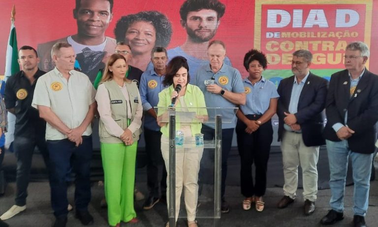 No ES, ministra da Saúde anuncia o início da vacinação nas escolas