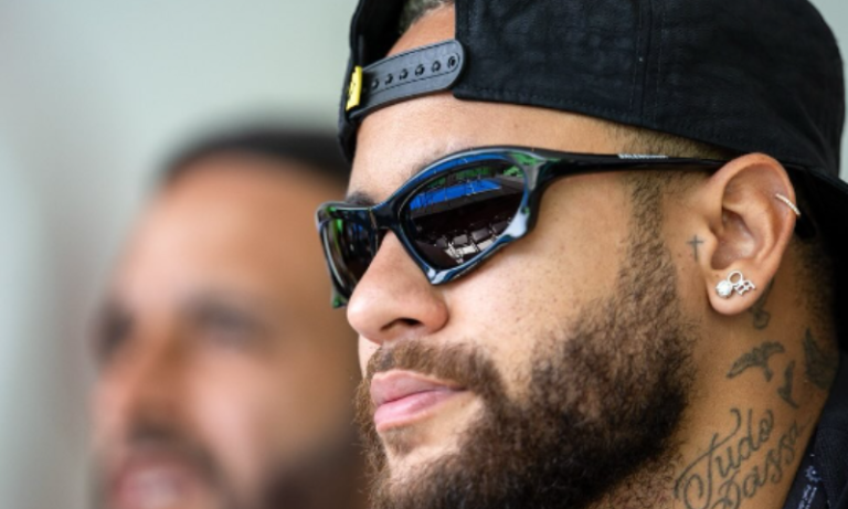 Pai de Neymar sobre Daniel Alves: ‘Para minha família, o assunto terminou’