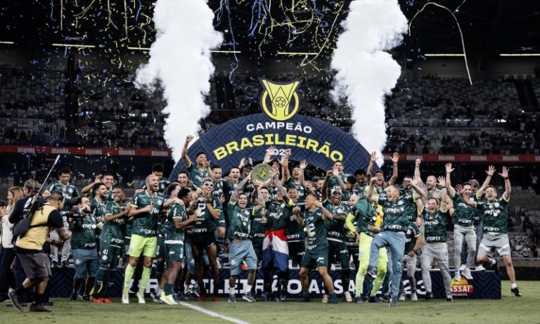 Palmeiras tem acordo de R$ 315 milhões por placas de publicidade