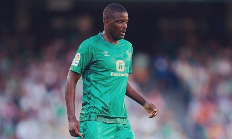 Perto do Flamengo, William Carvalho é investigado por abuso sexual; ele nega