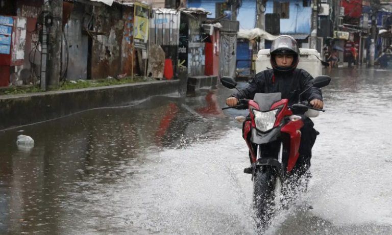 Prefeito do Rio pede que população antecipe volta para casa por risco de temporal