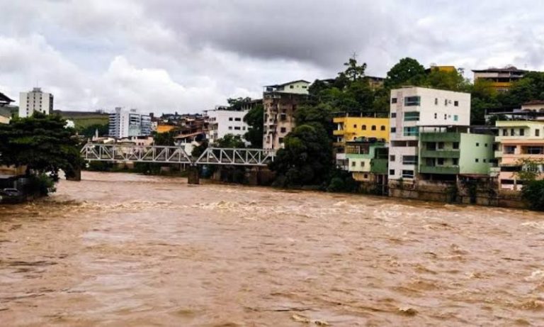 Rio Itapemirim sobe mais de 2 metros no Sul do ES