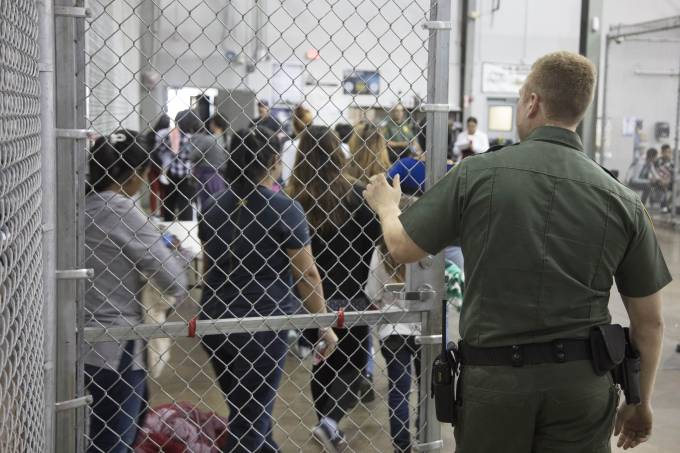Suprema Corte autoriza Texas a prender imigrantes