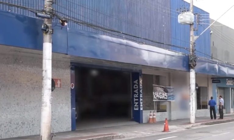 Suspeito é preso após roubar torta capixaba e bombom de supermercado em Vitória