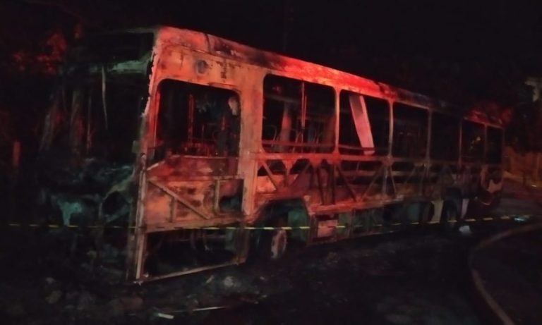 Três suspeitos de incendiar ônibus em Colatina são presos