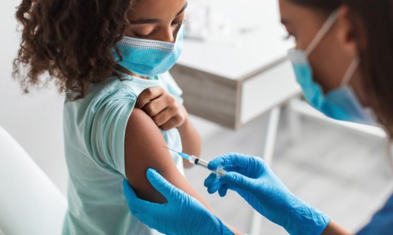 Vacinas contra a dengue para mais de 133 mil crianças no ES