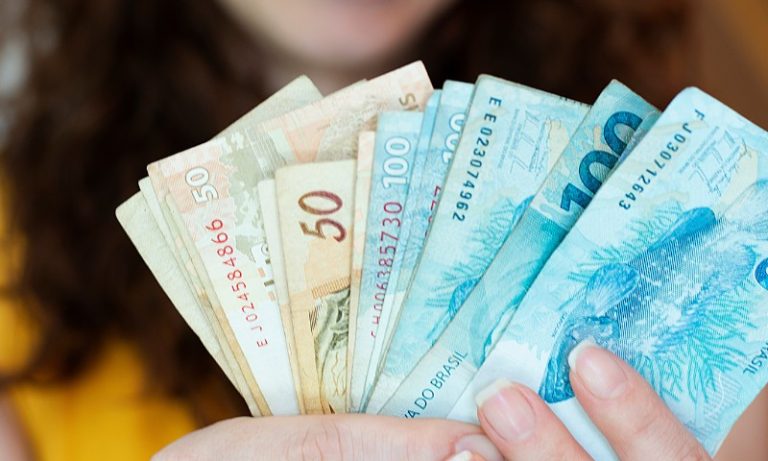 Abono do PIS/Pasep é liberado; veja calendário e quem recebe