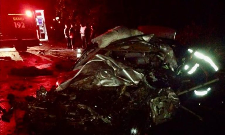 Acidente na BR-101 deixa cinco mortos no ES