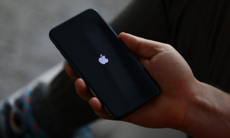 Apple vai bloquear iPhones consertados com peças roubadas