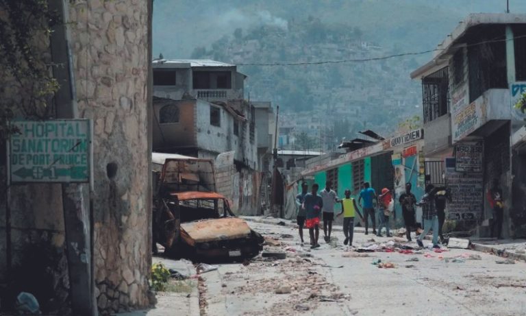 Brasileiros relatam terror no Haiti