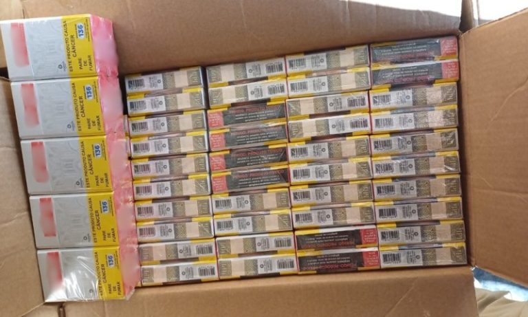 Carga de 196 mil cigarros sem nota fiscal é apreendida em blitz na BR-101 no ES
