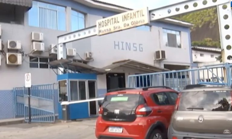 Criança é internada em estado grave após queimaduras com água fervendo
