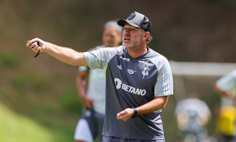 Embalado, Galo busca a 2ª vitória na Libertadores