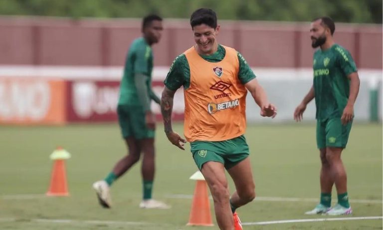Fluminense enfrenta Colo-Colo em busca da primeira vitória na Libertadores