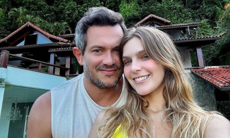 Isabella Santoni anuncia casamento com empresário Henrique Blecher