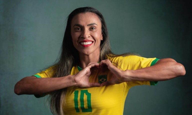 Marta quer disputar Paris-2024, mas prevê aposentadoria da seleção brasileira