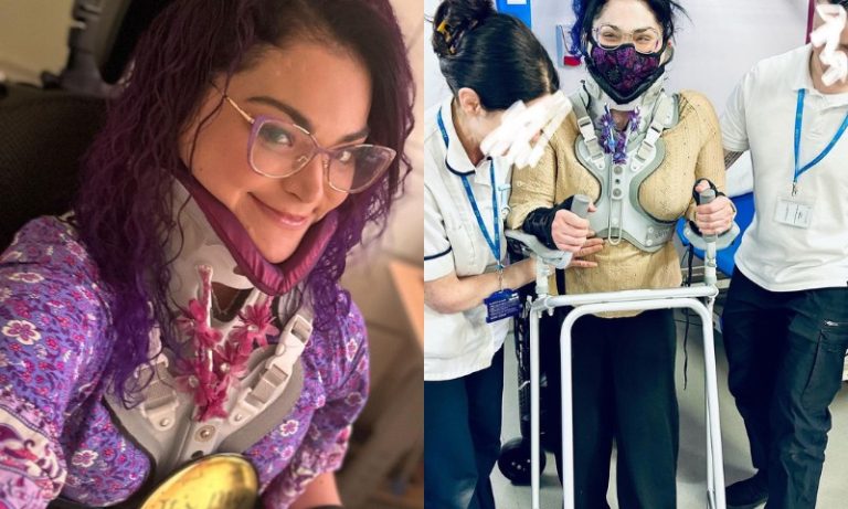 Mulher que vivia deitada por condição rara anda pela 1ª vez após cirurgia