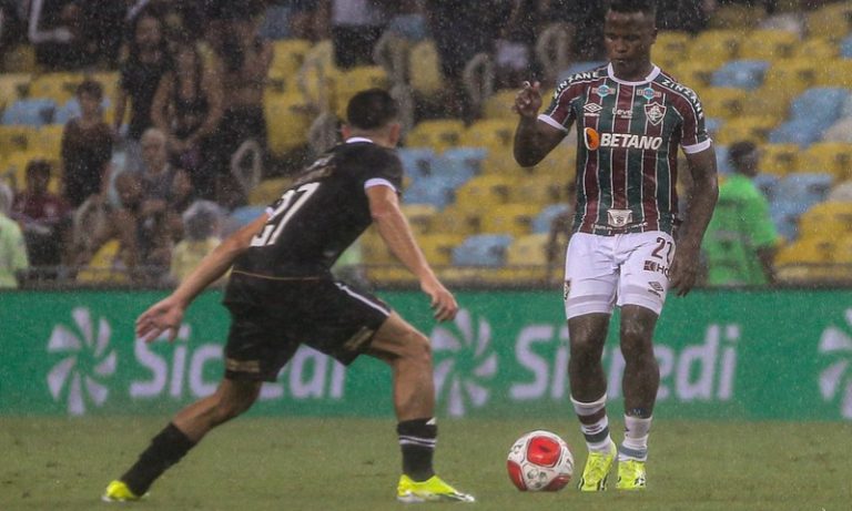 Pela reabilitação, Fluminense e Vasco abrem rodada de clássicos pelo Brasileirão