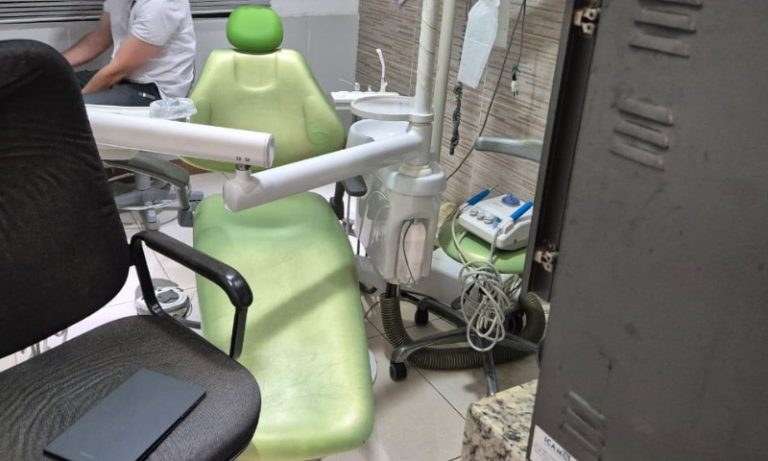 Polícia prende falso dentista em Guarapari