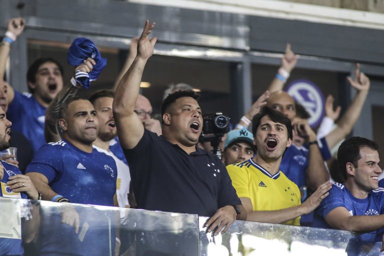 Ronaldo se declara ao Cruzeiro em carta de despedida: ‘Nunca sairá do meu coração’