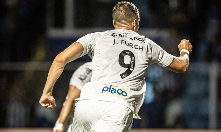 Santos se impõe em visita ao Avaí e mantém campanha perfeita na Série B