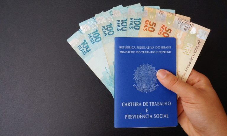 Semana começa com mais de 4 mil vagas de emprego e estágio no ES