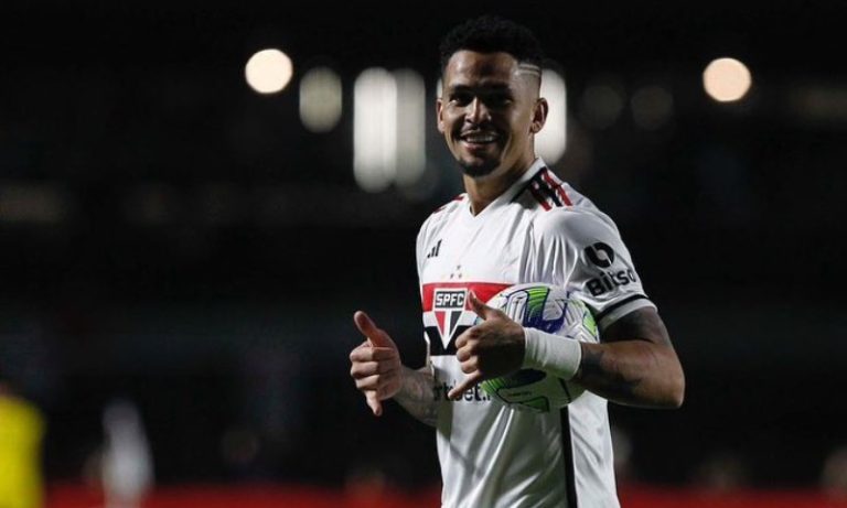 Sob olhar de Zubeldía, Luciano valoriza vitória do São Paulo
